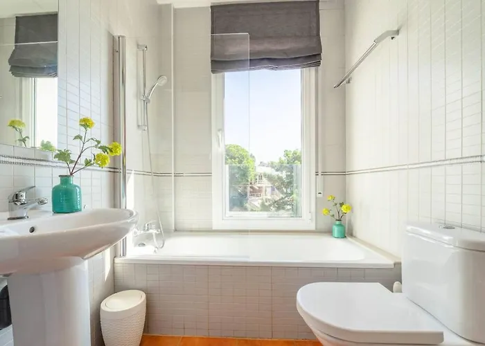 Villa Lovely Breeze, Heerlijk Familiehuis, 7pers. Lloret de Mar