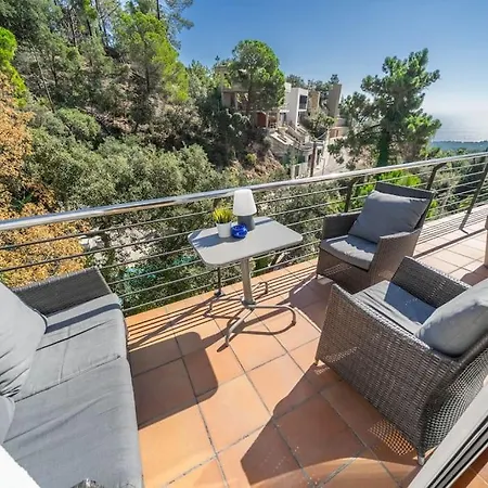 Villa Lovely Breeze, Heerlijk Familiehuis, 7pers.