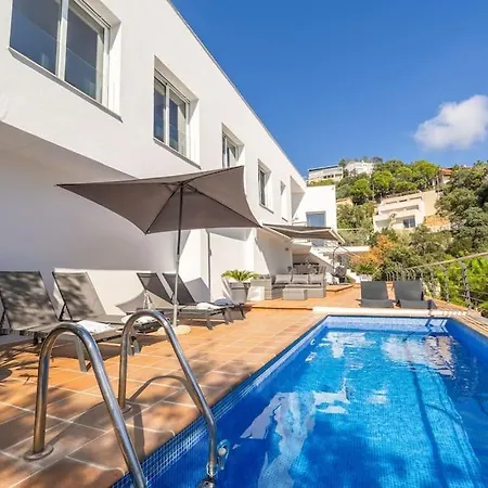 Lovely Breeze, Heerlijk Familiehuis, 7pers. Villa Lloret de Mar