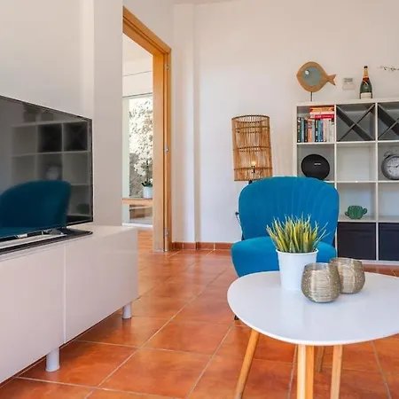 Lovely Breeze, Heerlijk Familiehuis, 7pers. Вилла